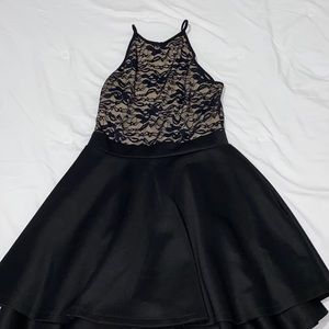 Cute dress!